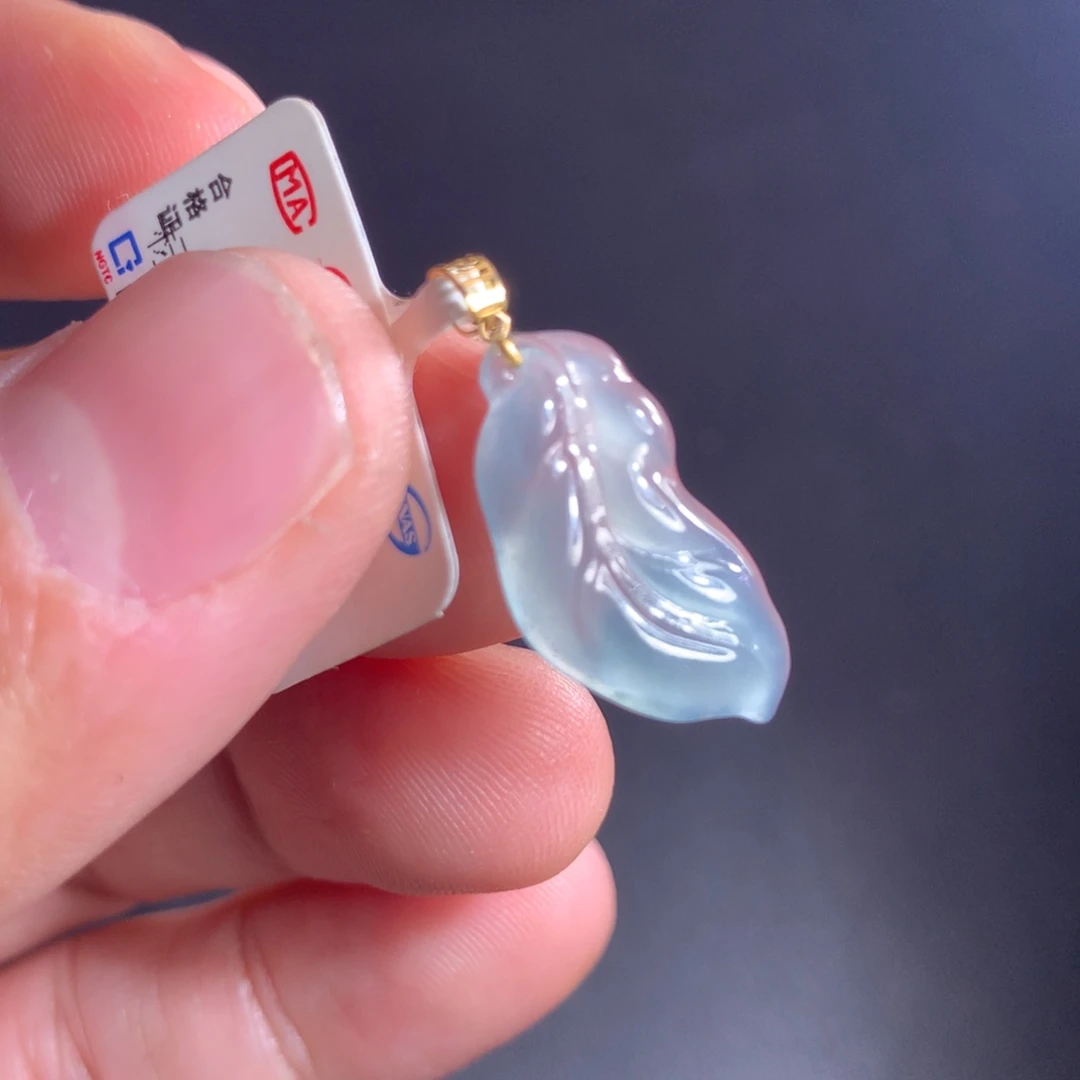 翡翠未镶嵌颈饰天然A货翡翠时尚气质女款吊坠挂坠