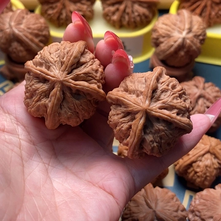 把件文玩核桃雨花石四棱 41