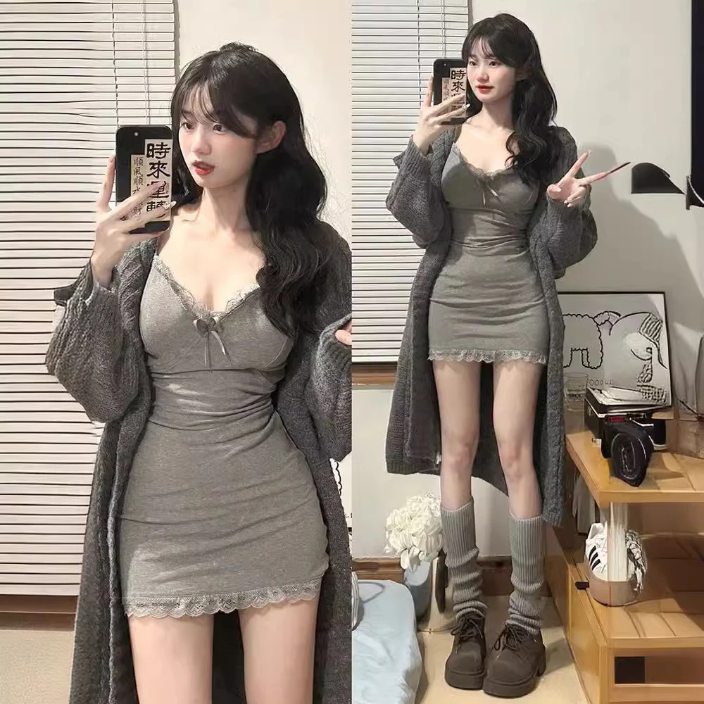 打底蕾丝边吊带包臀裙女春夏紧身性感纯欲小妈绝美低领内搭连衣裙