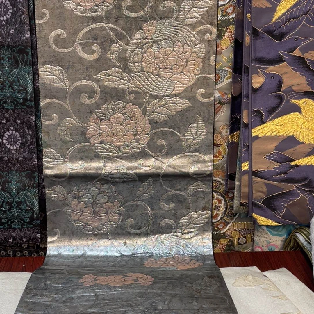 织绣织锦等多种工艺