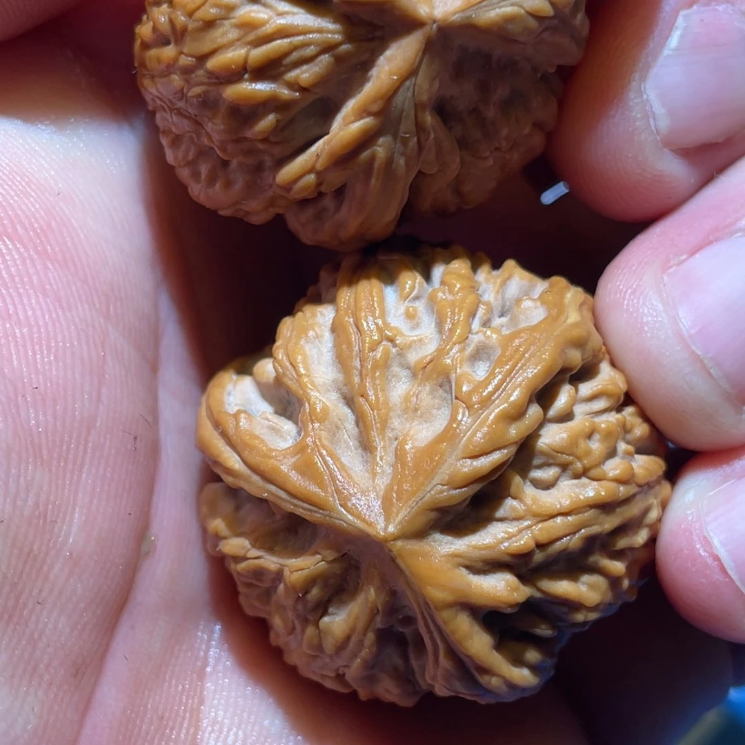 文玩核桃吊坠勤***闲三棱，34.35