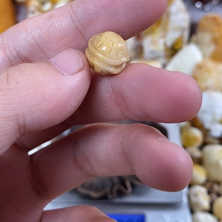 琥珀未镶嵌裸石我