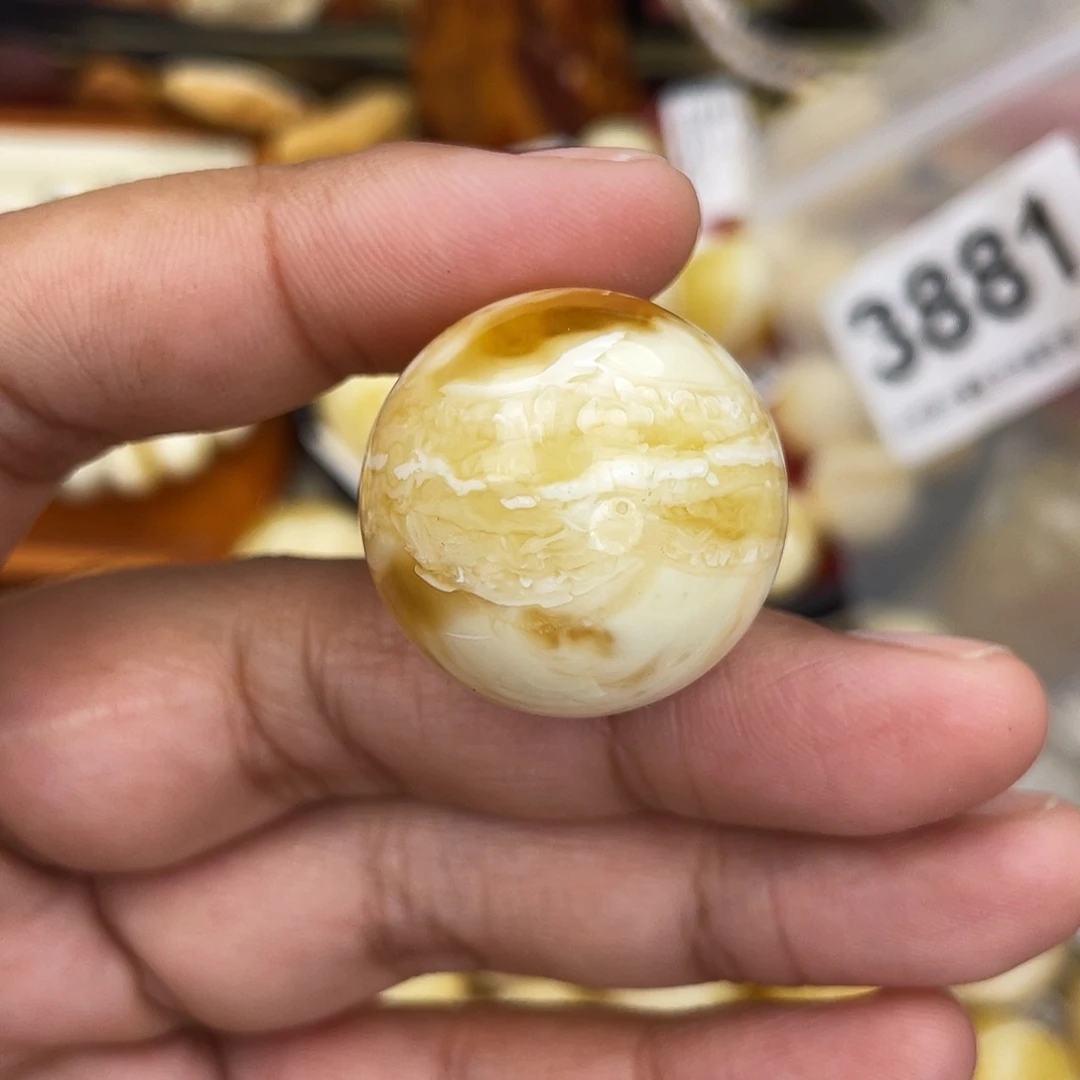 蜜蜡未镶嵌珠宝奇石粉26.2