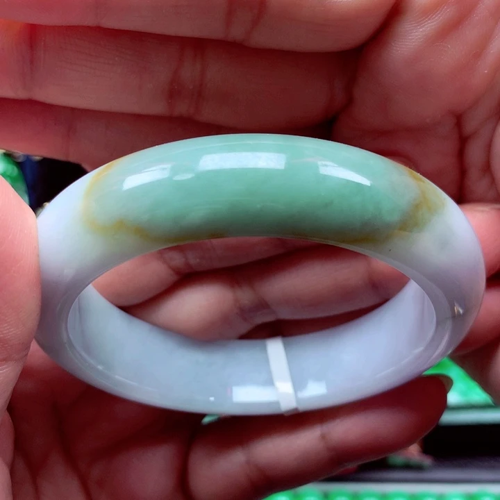 翡翠未镶嵌手镯翡翠