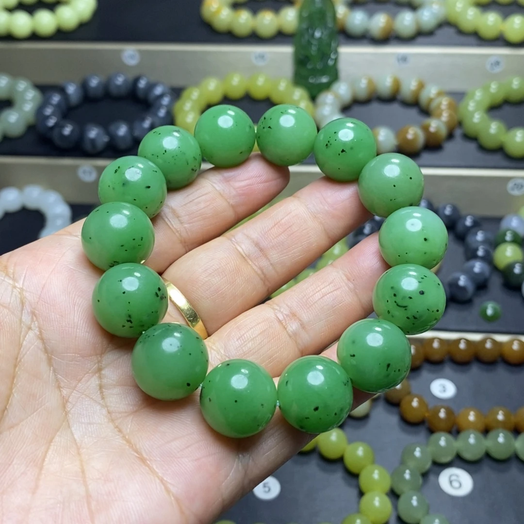 和田玉未镶嵌手串