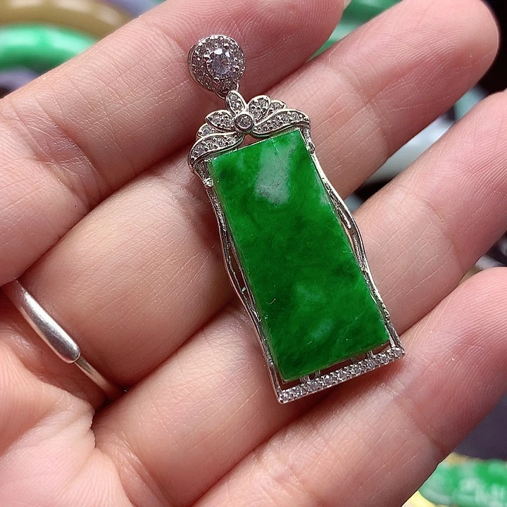 颈饰银S925镶嵌翡翠翡翠