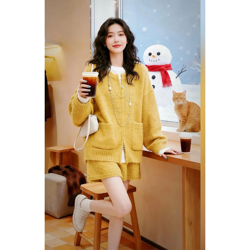 复古甜妹风套装2026冬设计感小众显瘦甜美时髦新款上衣裙子两件套