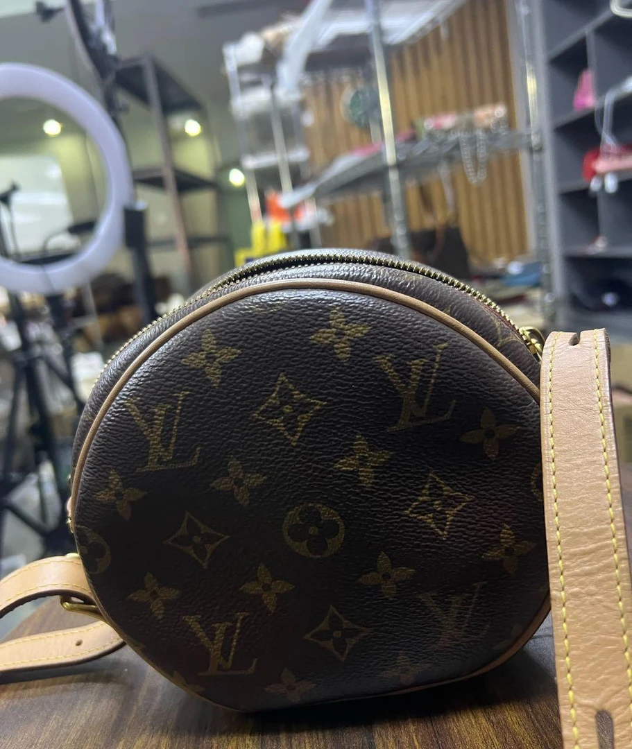 95新 路易威登斜挎包 16266