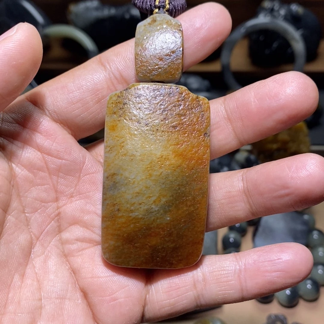 和田玉未镶嵌挂件石*