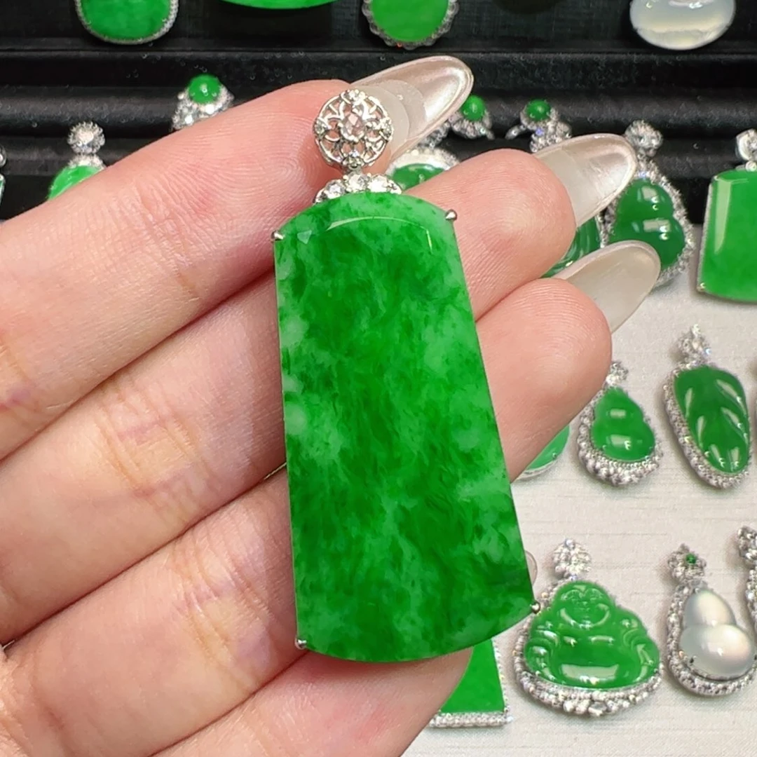 翡翠18K金镶嵌吊坠(不含链)