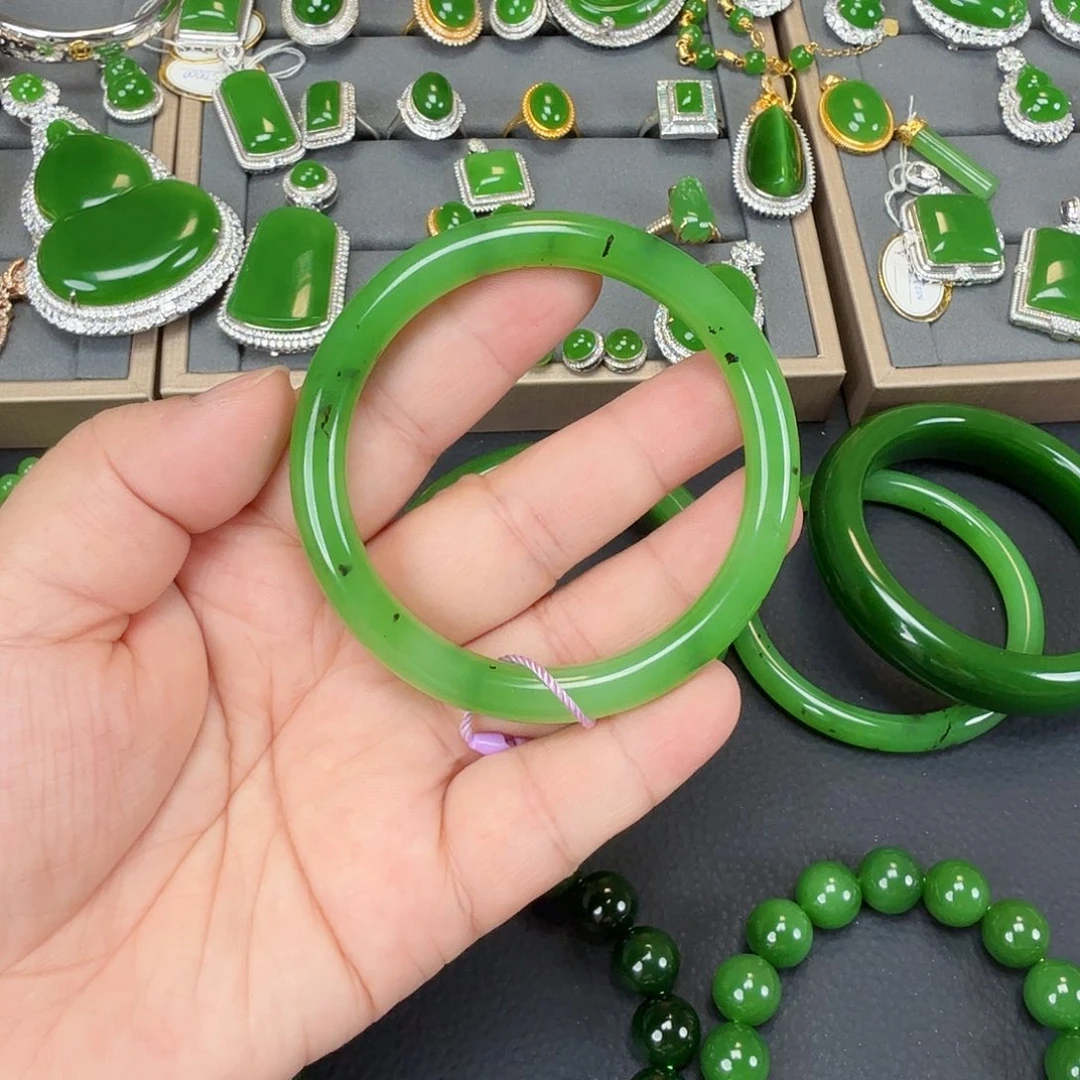 和田玉未镶嵌珠宝半成品