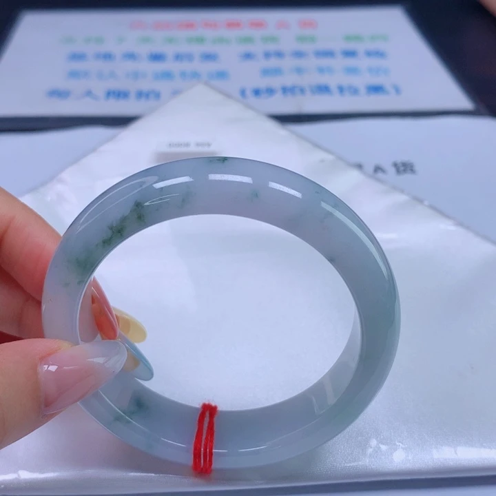 翡翠手镯未镶嵌淡*5555 554 555