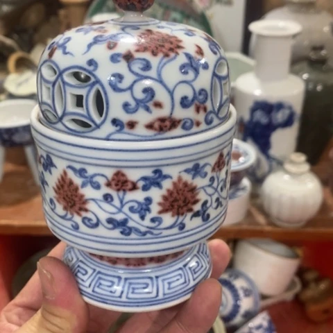 杯小*。景德镇陶瓷现代艺术