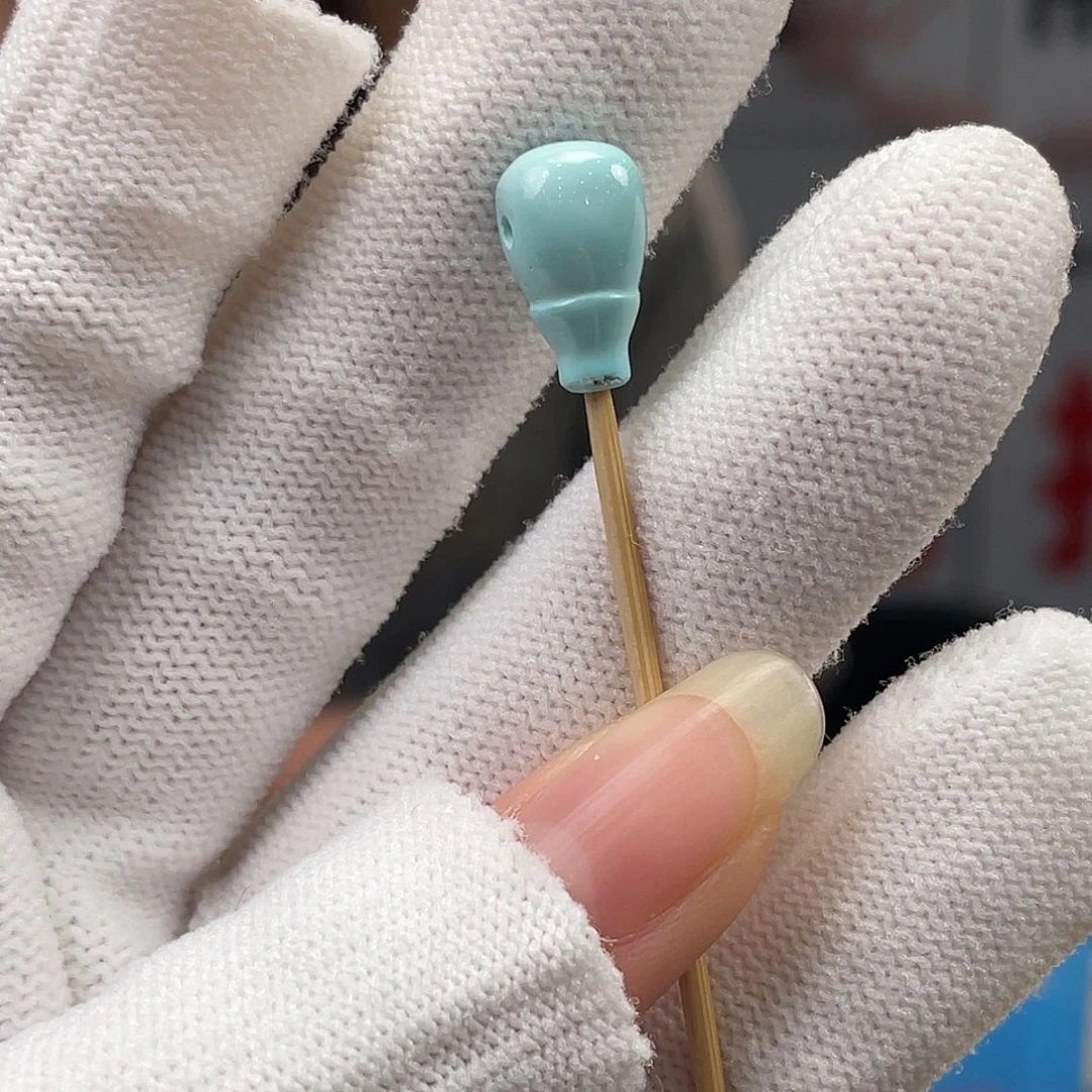 绿松石未镶嵌挂件