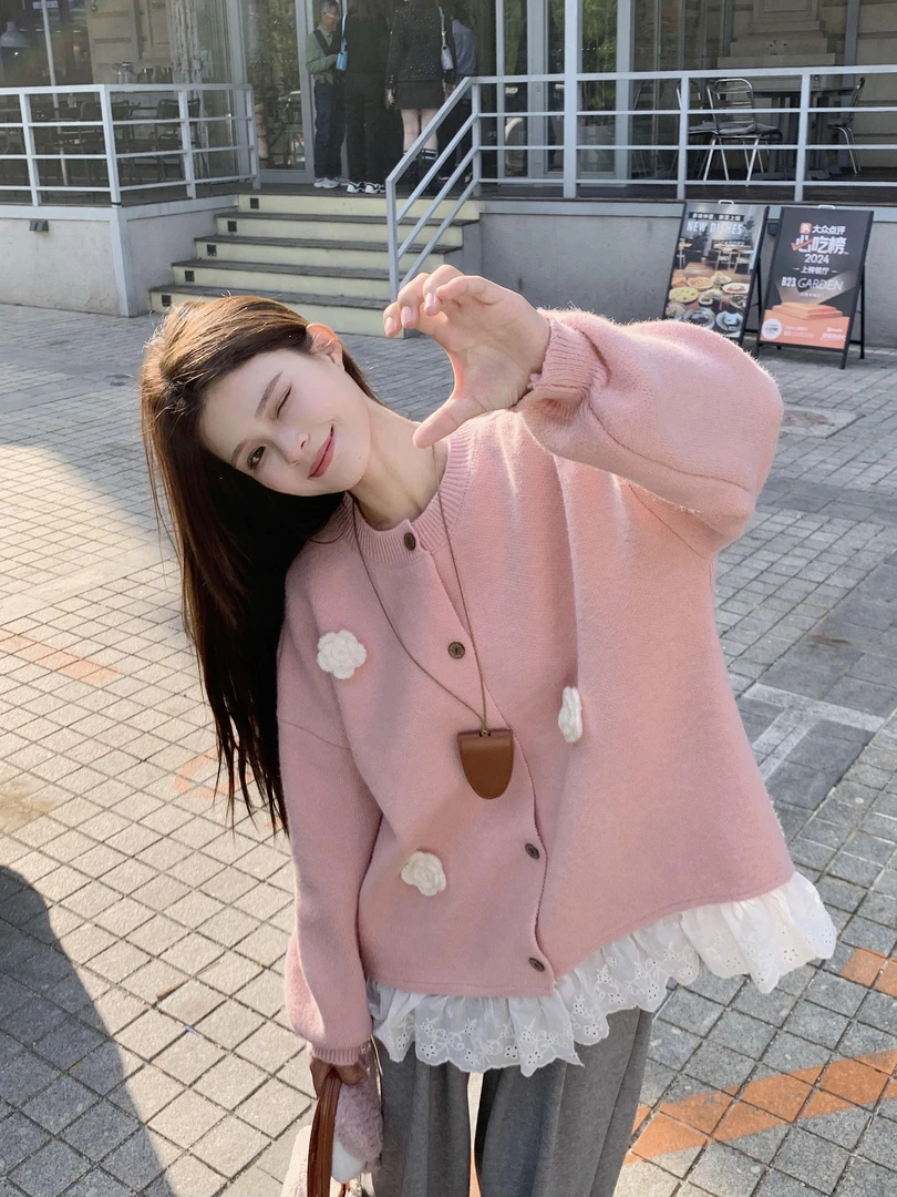 大码胖mm法式甜美风蕾丝拼接毛衣开衫小众别致慵懒外套春1911