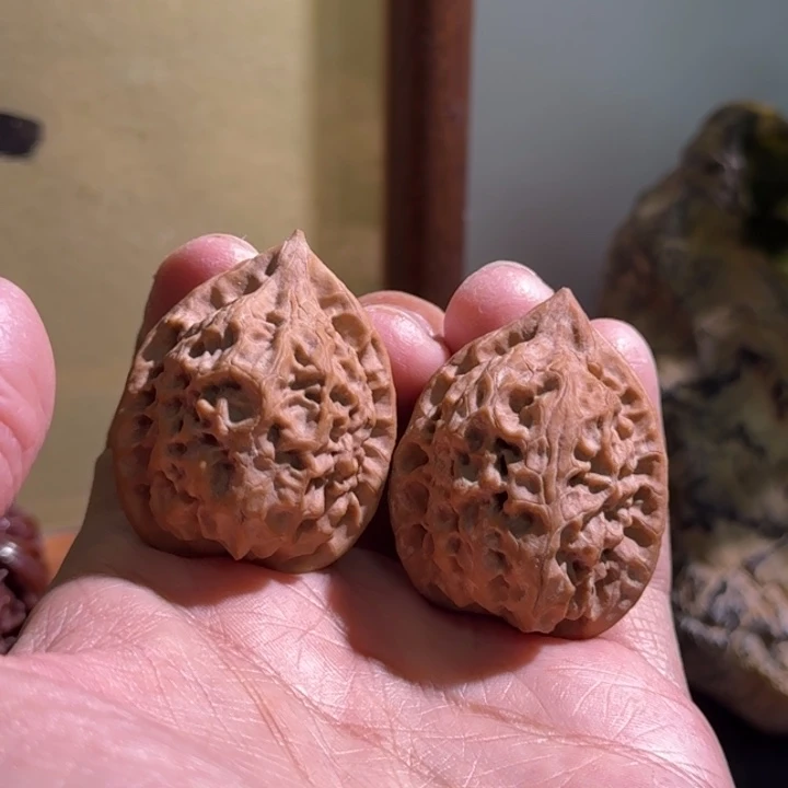 吊坠文玩核桃原树鸡心35全品