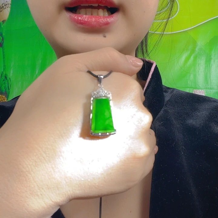 翡翠吊坠(不含链)银S925镶嵌