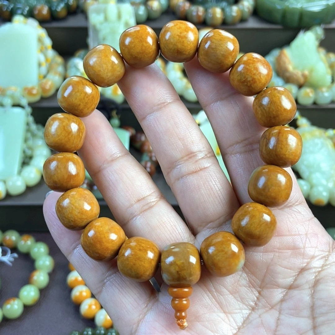 透闪石质玉未镶嵌手串