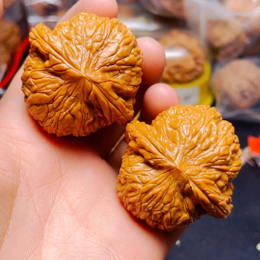 吊坠文玩核桃泥鳅背