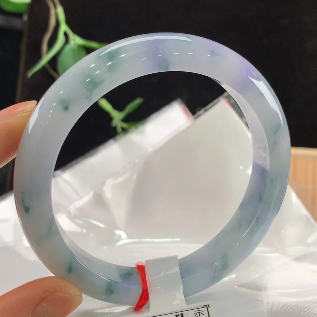 翡翠手镯未镶嵌63圈口0190