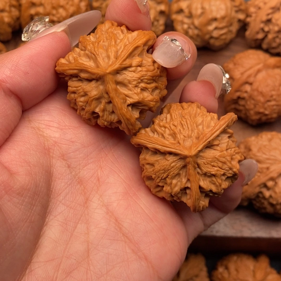 文玩核桃把件盘山正奔38