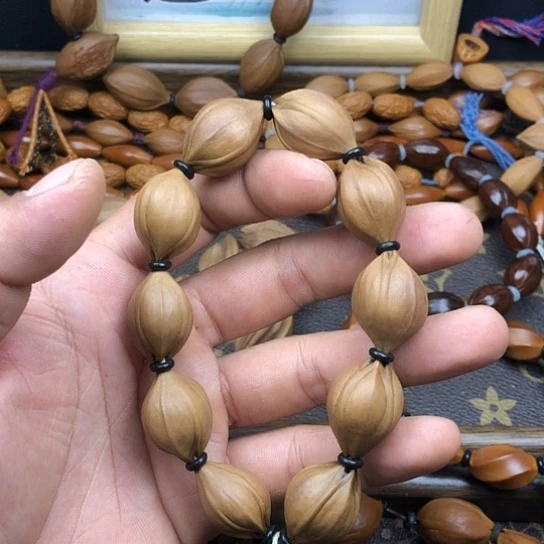 欧***呦橄榄核吊坠来咯哦哦哦哦