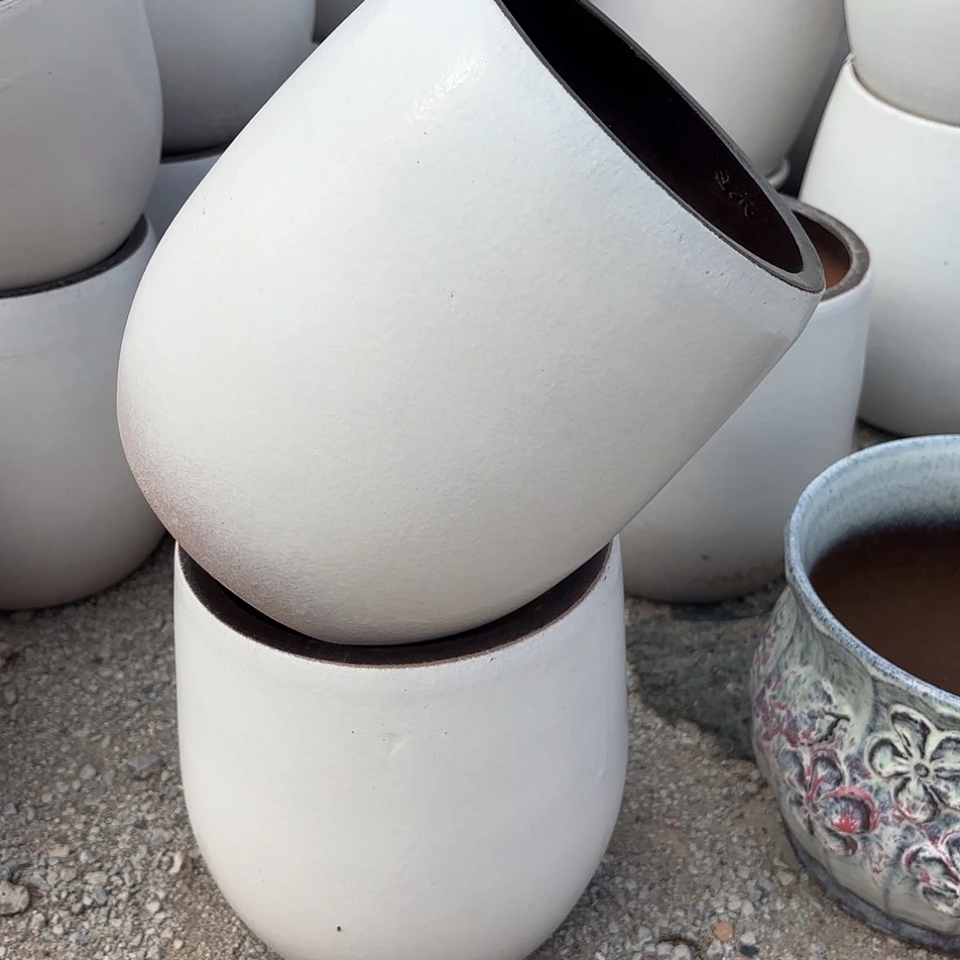 花盆紫砂白蛋壳两个口径18高度21