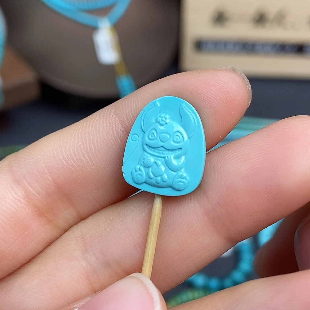 绿松石配饰未镶嵌