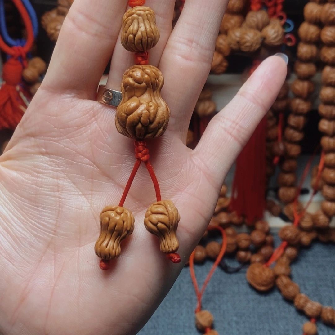 吊坠桃核龙纹桃枭