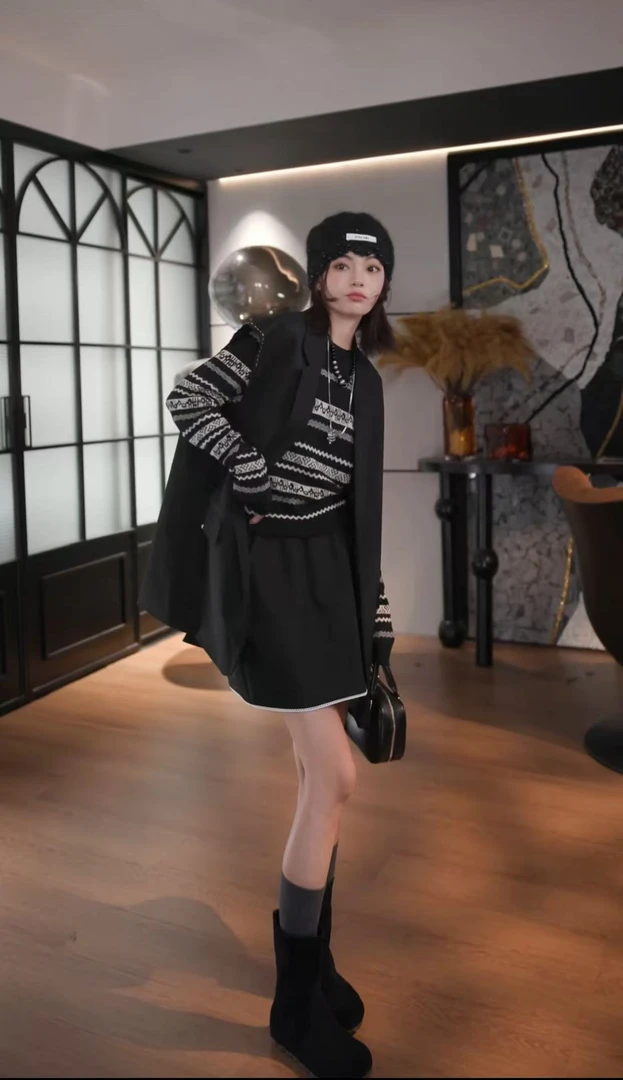 BANINGNA-2025欧货小众设计款高定简约袖口明线西服马甲18006