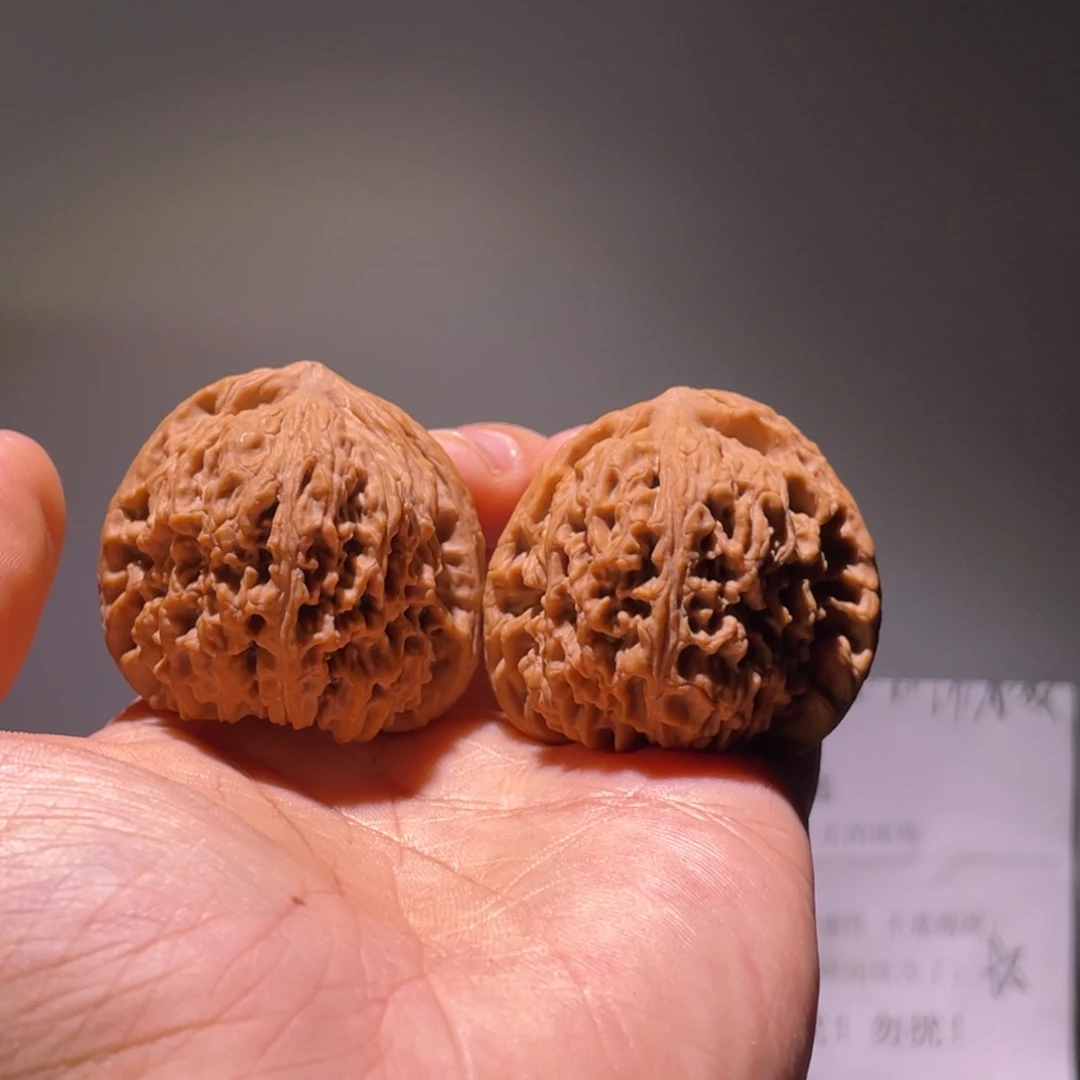 文玩核桃吊坠8号42