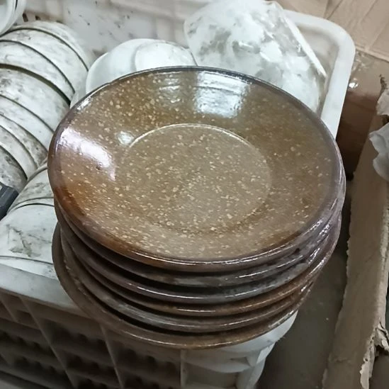 止***语盘瓷器微瑕不退不换两只