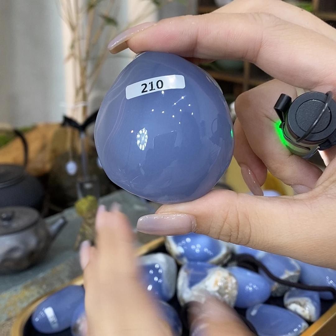 未镶嵌玛瑙/玉髓珠宝奇石210