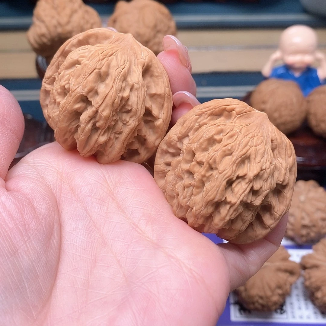 文玩核桃把件虎头44