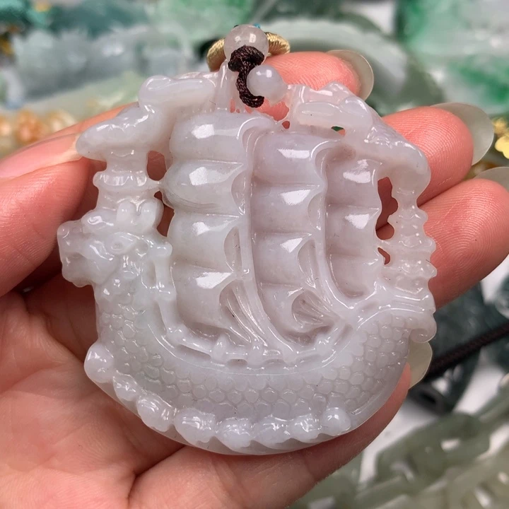 颈饰未镶嵌翡翠翡翠