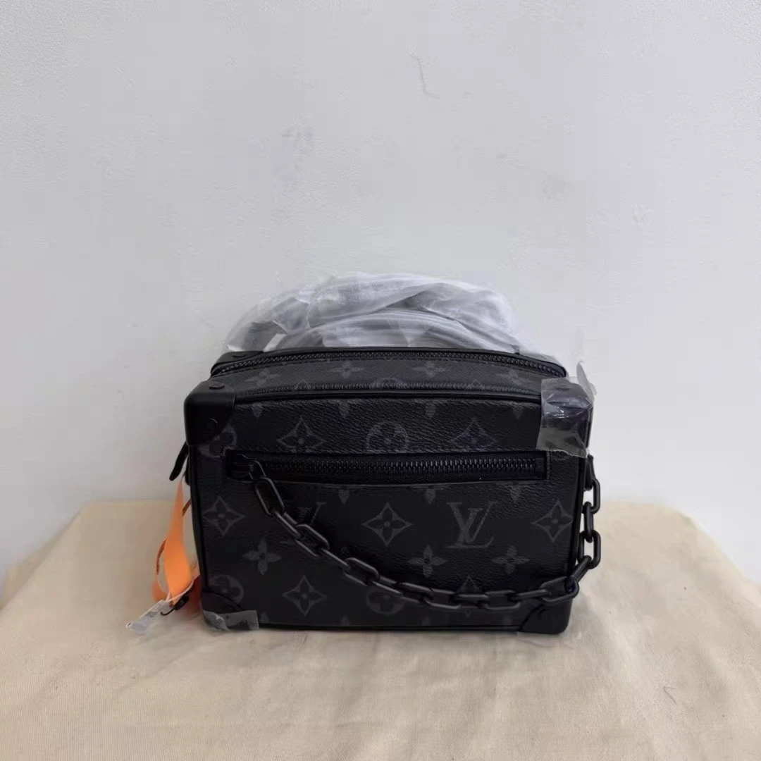 未使用 LouisVuitton/路易威登 帆布拼牛皮饰边方盒子98871053