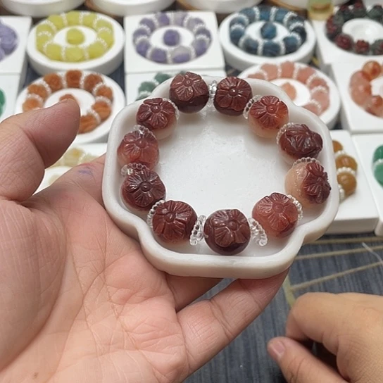 石英质玉（非洲翠）合金手串