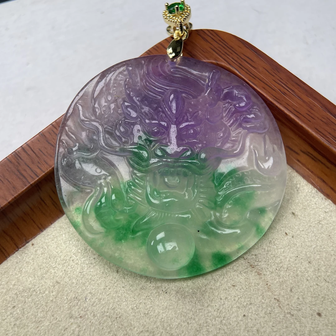 A584春彩龙牌吊坠