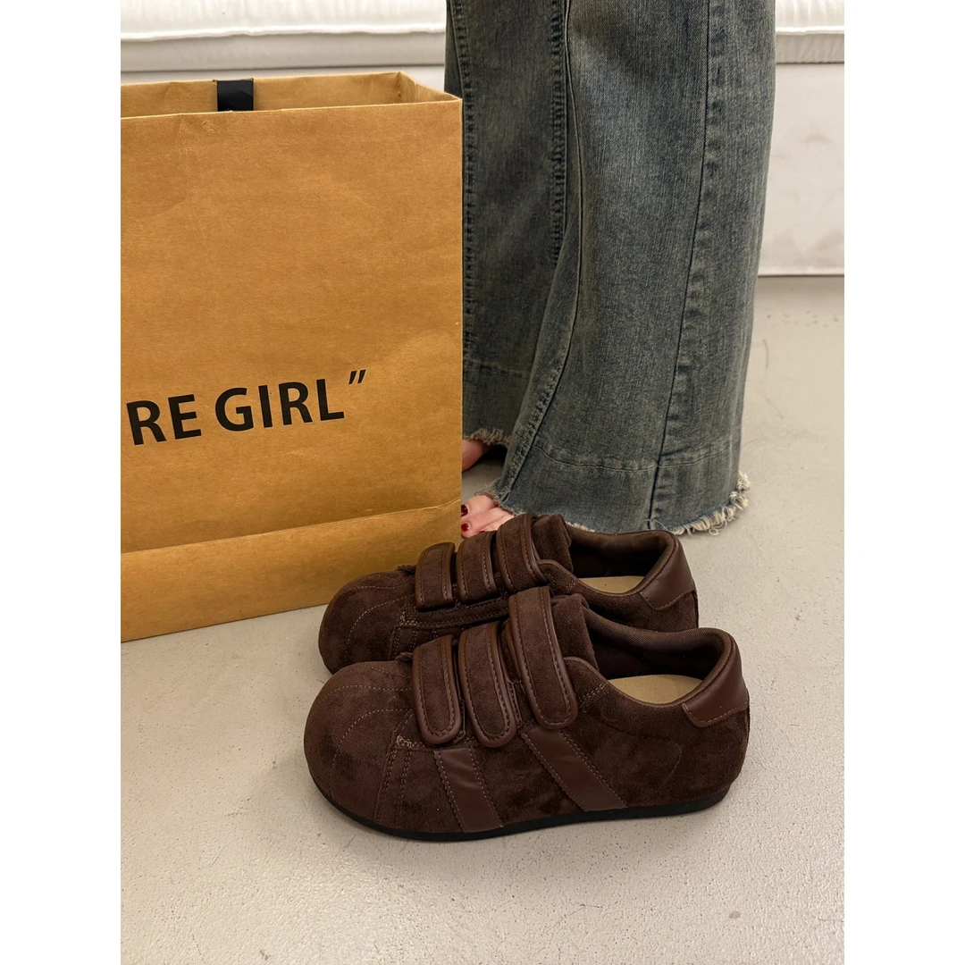 爆款小众厚底板鞋女秋季德训鞋2025超火新款内增高休闲运动面包鞋