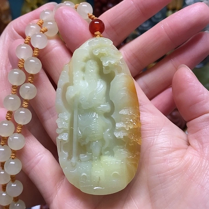 岫玉未镶嵌吊坠(赠链)