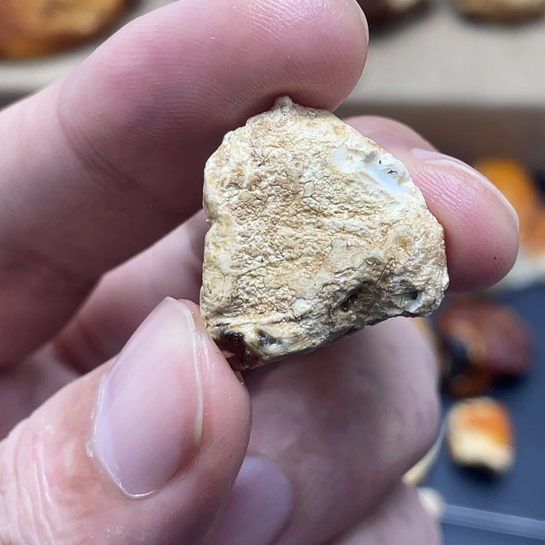 未镶嵌定制琥珀定制