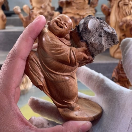 李***鉴柏木（崖柏）崖柏工艺品摆件