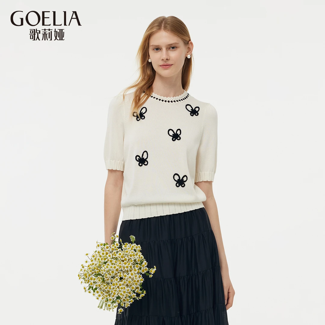 歌莉娅春季新品手绣小蝴蝶天丝针织衫  1E3R5G180