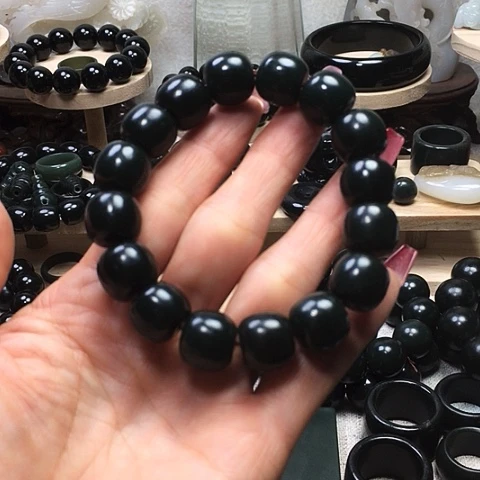 未镶嵌手串和田玉