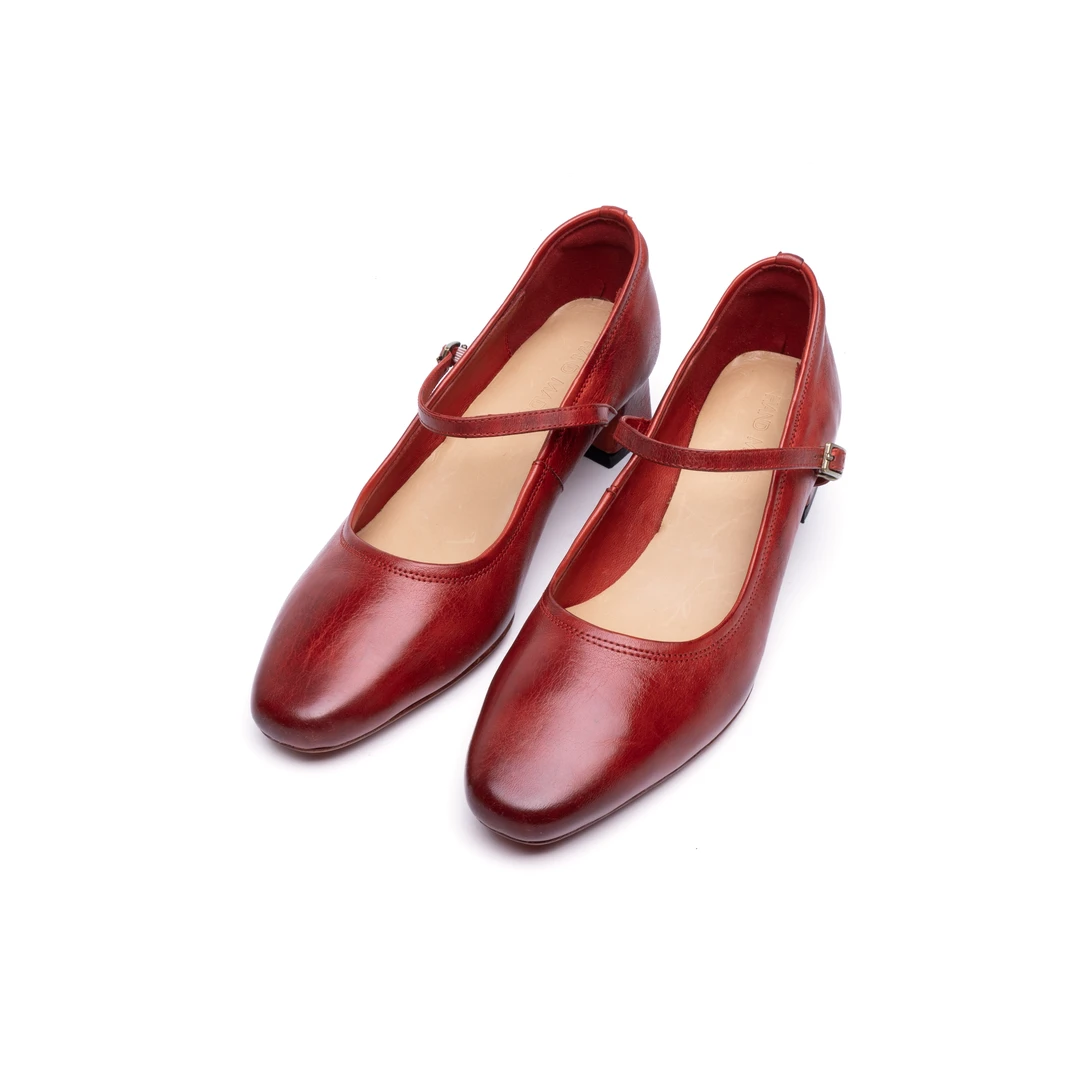 2025年早春一字扣4CM玛丽珍复古柔软1968