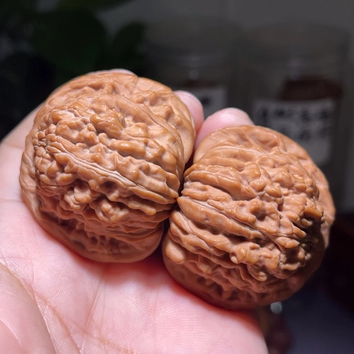 文玩核桃吊坠           44