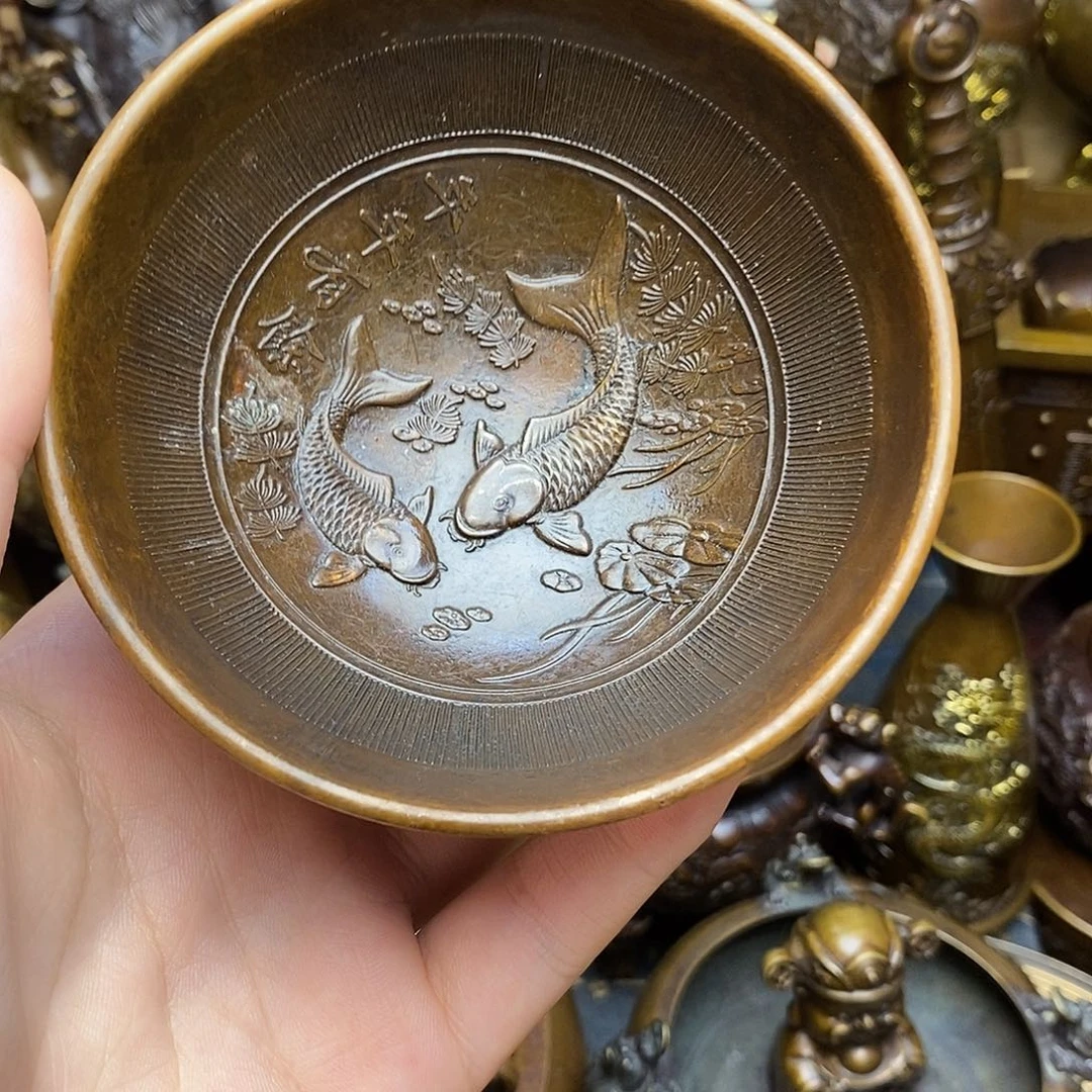 铜器摆件做工精良