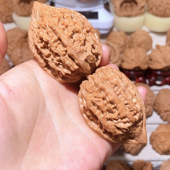 文玩核桃把件全品大高尖大沽石41尺放漏款不退不换