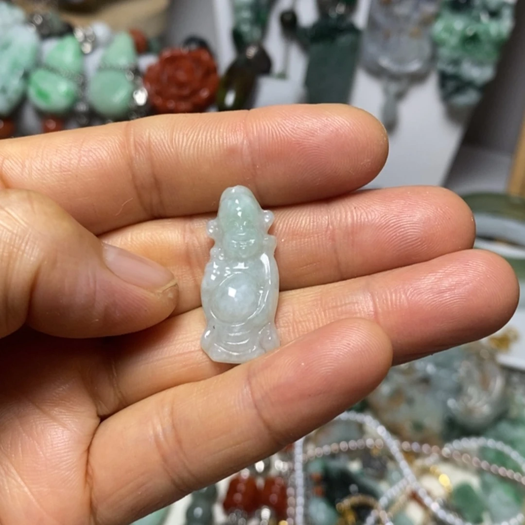 【闪购商品】翡翠吊坠(赠链)未镶嵌