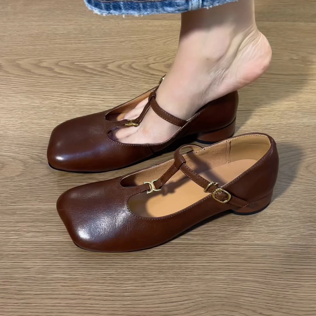 2025新款复古风舒适百搭里外全皮单鞋斜方头丁字式扣带粗跟单鞋女